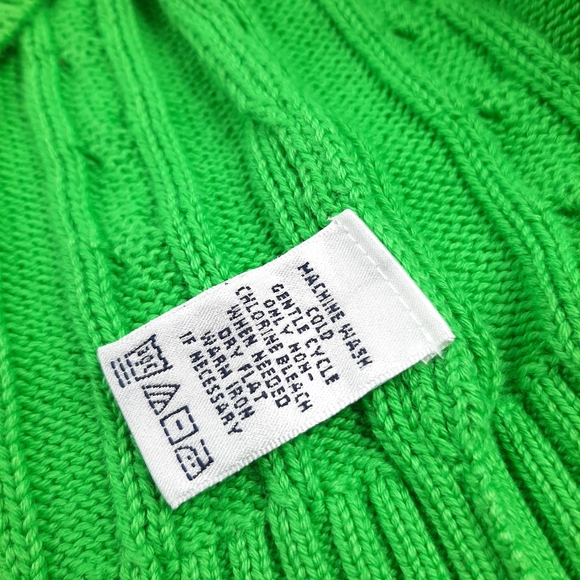 Lilly Pulitzer Green Sweater size small - Picture 4 of 4